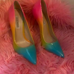 Steve Madden Rainbow Pump Women’s 7